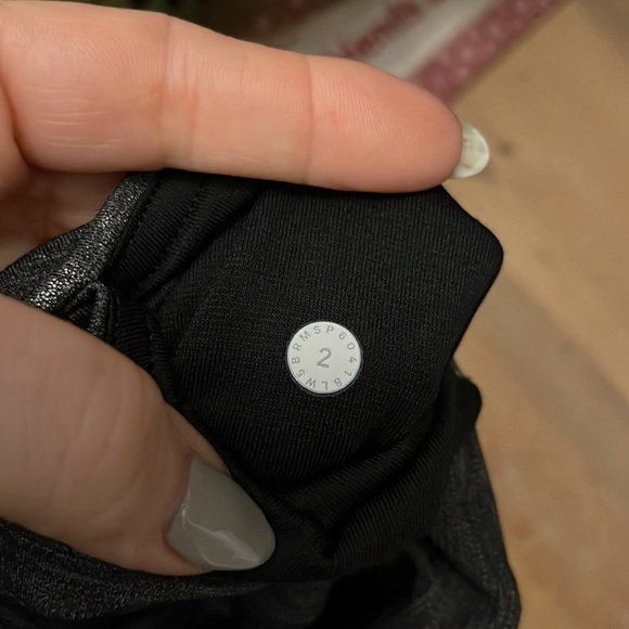 Lululemon Wunder Under Leggings High-Rise Tight Foil Size 2 - Picture 8 of 9